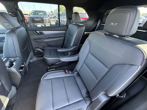 New 2026 Buick Enclave Sport Touring w/ Power Package image 23