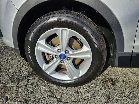 Used 2013 Ford Escape SE image 9