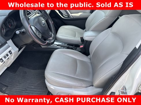 Used 2016 Subaru Forester 2.5i Limited AWD/4WD image 6