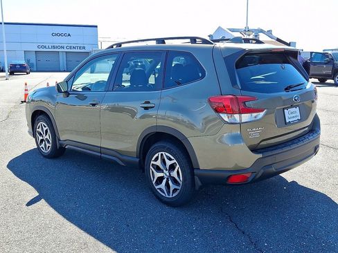 Used 2023 Subaru Forester Premium AWD/4WD image 7