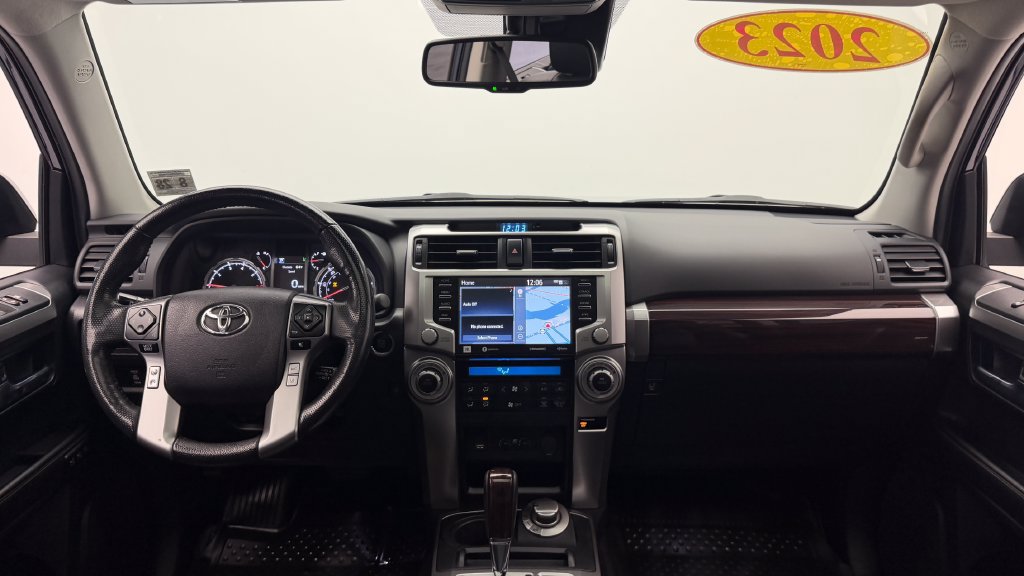 Used 2023 Toyota 4Runner Limited AWD/4WD image 27