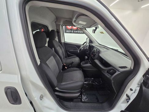 Used 2022 RAM ProMaster City Tradesman FWD image 17