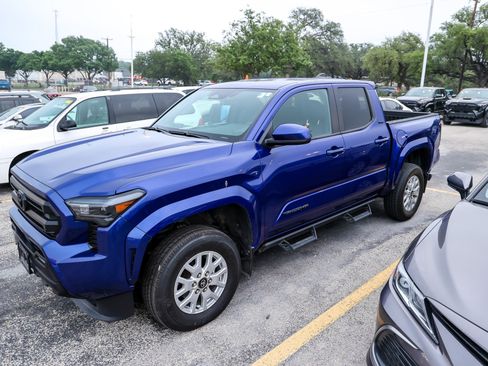 Used 2024 Toyota Tacoma SR5 RWD image 3