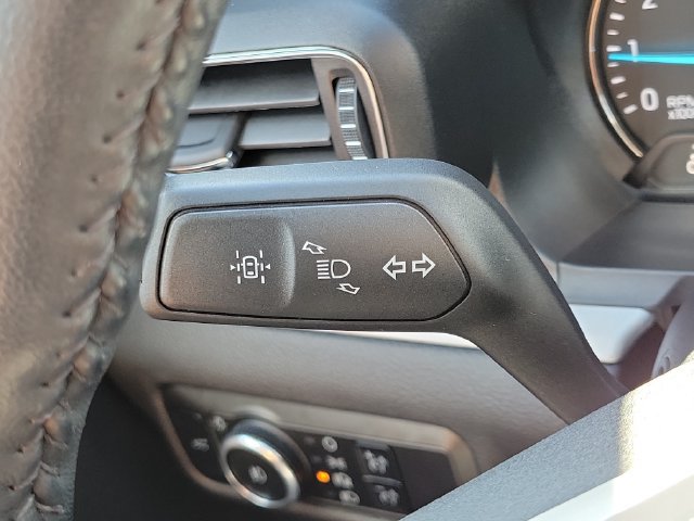 Certified 2023 Ford Explorer XLT w/ Equipment Group 202A AWD/4WD image 18