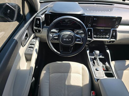 Used 2022 Kia Sorento S FWD image 28