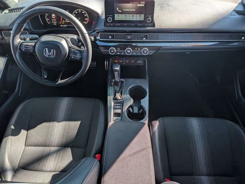 Used 2025 Honda Civic Sport image 31