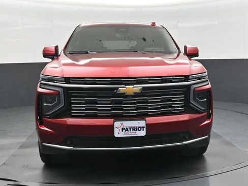 Used 2025 Chevrolet Tahoe High Country AWD/4WD image 31