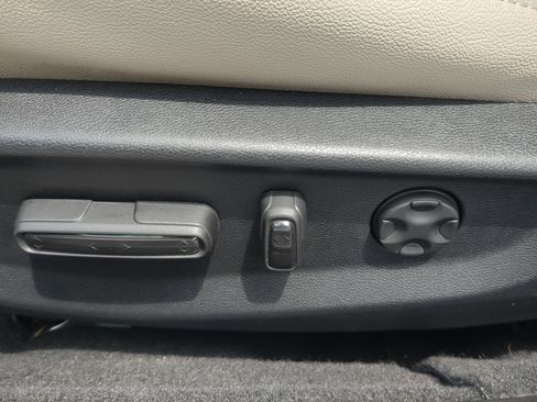 Used 2021 Honda Accord Touring image 29