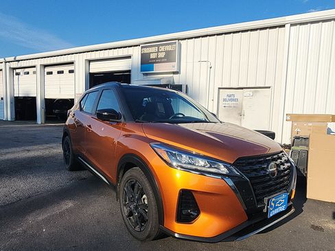 Used 2021 Nissan Kicks SR FWD image 7