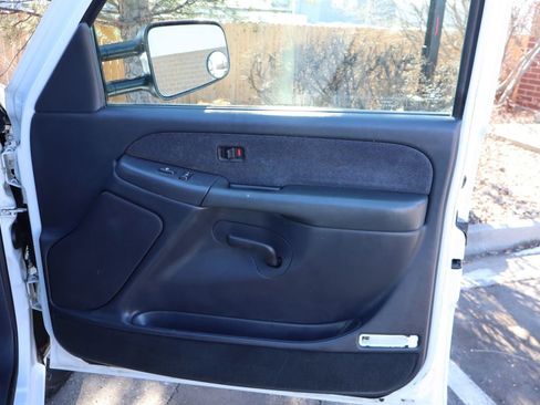 Used 2000 GMC Sierra 2500 SLE image 23