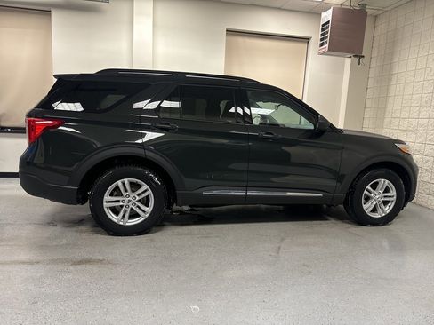 Certified 2022 Ford Explorer XLT w/ Equipment Group 202A image 47