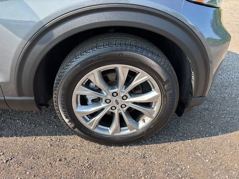 Used 2023 Ford Explorer XLT w/ Equipment Group 202A AWD/4WD image 29