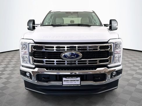 Used 2024 Ford F250 XLT w/ FX4 Off-Road Package AWD/4WD image 2