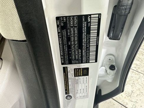 Used 2020 Mercedes-Benz GLE 350 4MATIC w/ Premium Package image 36