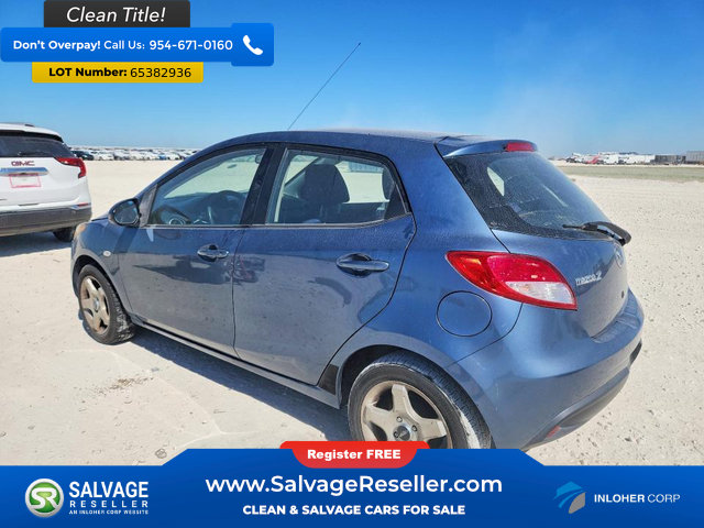 Used 2014 MAZDA MAZDA2 Sport FWD image 3