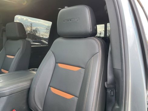 Used 2024 GMC Sierra 2500 AT4 w/ AT4 Premium Plus Package image 8