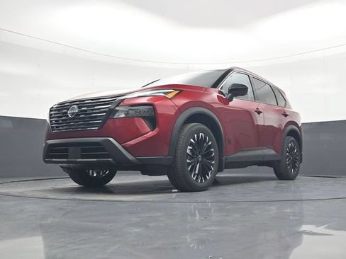 Used 2026 Nissan Rogue Dark Armor FWD image 21