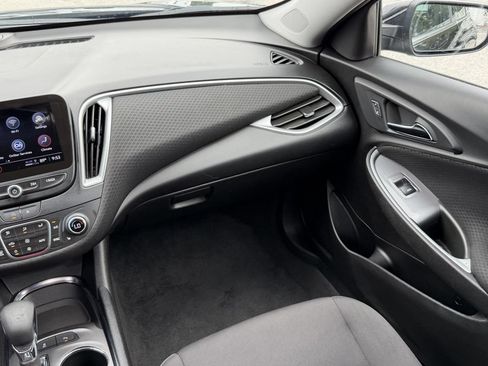 Used 2024 Chevrolet Malibu LT FWD image 15