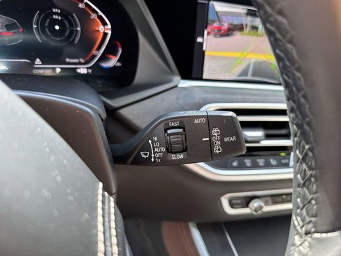 Used 2022 BMW X5 sDrive40i w/ Premium Package image 58