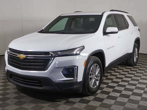 Used 2023 Chevrolet Traverse LT w/ LPO, Floor Liner Package AWD/4WD image 8
