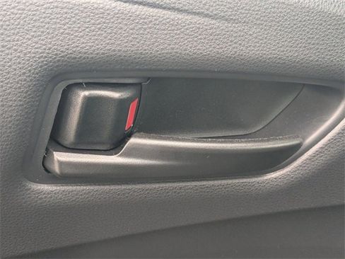 Used 2025 Toyota Corolla LE image 31