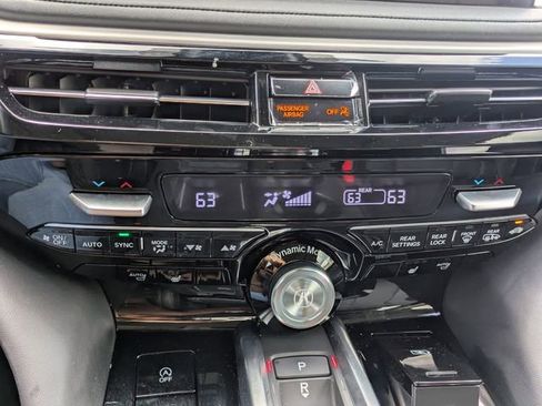 Certified 2025 Acura MDX FWD w/ Technology Package image 33