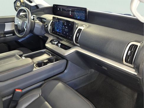 Used 2025 Ford Expedition Max Active image 54