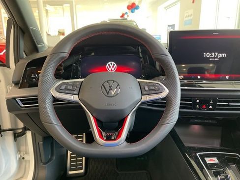 New 2025 Volkswagen GTI Autobahn image 10