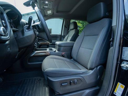 Used 2019 GMC Sierra 1500 Elevation w/ Elevation Value Package AWD/4WD image 12