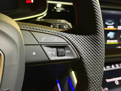 New 2026 Audi SQ8 Prestige image 28