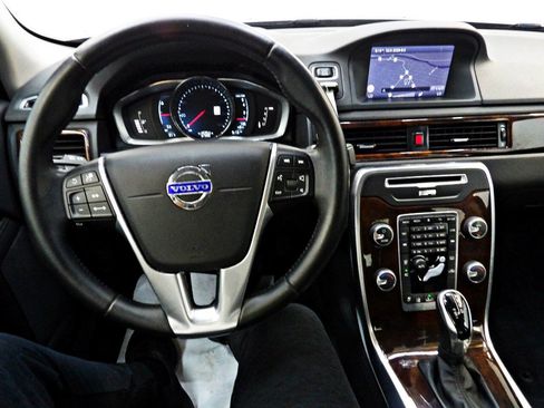 Used 2014 Volvo S80 3.2 w/ Technology Package FWD image 18