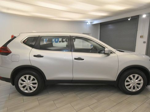 Used 2020 Nissan Rogue S image 6