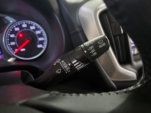 Used 2022 GMC Terrain SLT w/ Infotainment Package II image 29