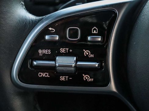 Used 2023 Mercedes-Benz GLA 250 image 18