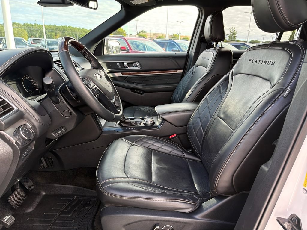 Used 2018 Ford Explorer Platinum AWD/4WD image 10