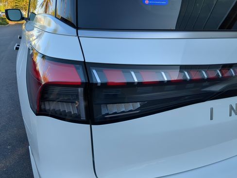 New 2026 INFINITI QX80 Luxe w/ Cargo Package image 10