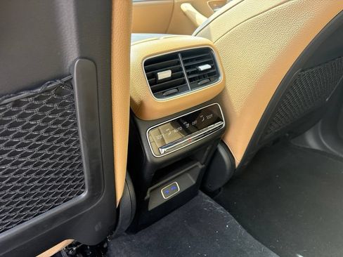 Used 2024 Mercedes-Benz GLE 350 4MATIC image 19