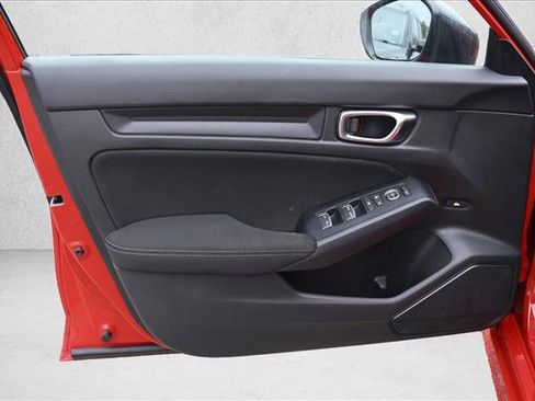 Used 2025 Honda Civic Sport image 12