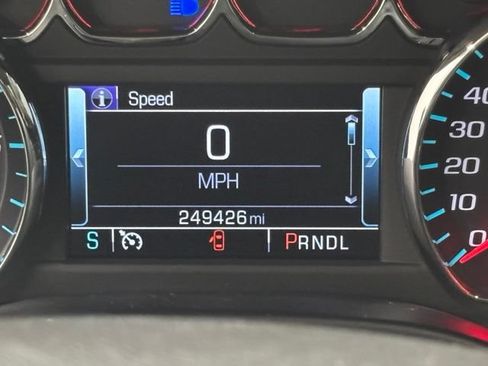 Used 2020 GMC Yukon XL SLT w/ Premium Edition AWD/4WD image 36
