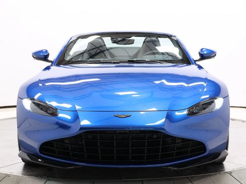 Used 2023 Aston Martin V8 Vantage Roadster RWD image 81
