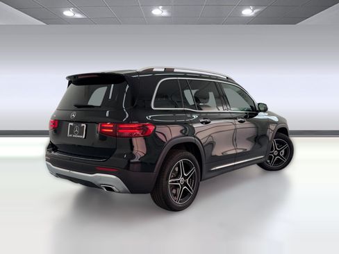 Certified 2026 Mercedes-Benz GLB 250 image 8