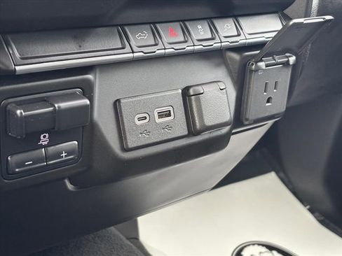 Used 2023 Chevrolet Silverado 2500 Custom w/ Custom Value Package image 20