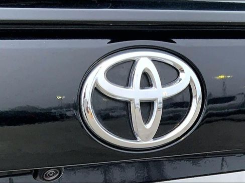 Certified 2025 Toyota RAV4 LE image 10