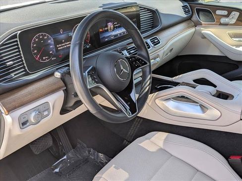 Used 2025 Mercedes-Benz GLE 350 4MATIC image 10