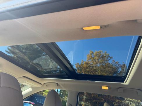 Used 2015 Nissan Rogue SL w/ SL Premium Package image 20