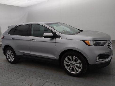 Used 2024 Ford Edge Titanium image 11