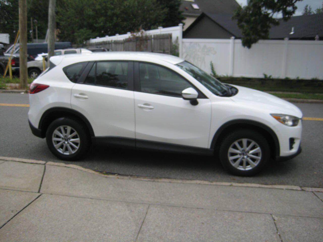 Used 2016 MAZDA CX-5 Sport w/ Rear Camera Package AWD/4WD image 3