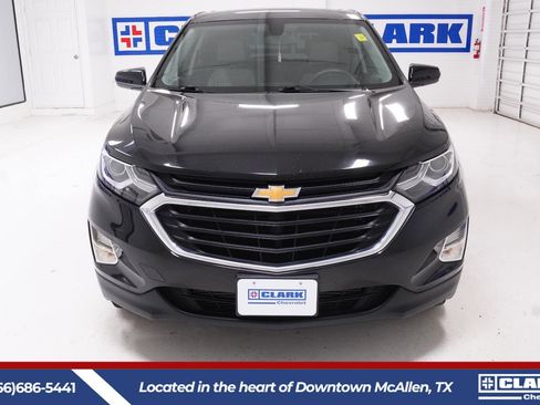 Used 2019 Chevrolet Equinox LT image 2