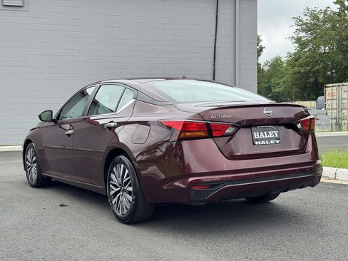 Used 2024 Nissan Altima 2.5 SV FWD image 23