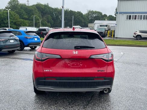 Used 2023 Honda HR-V Sport image 5